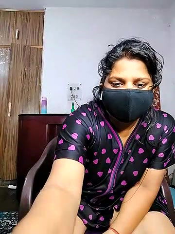 Stripchat-Public.Show-c-Amritanikhill-2024.08.11.072349