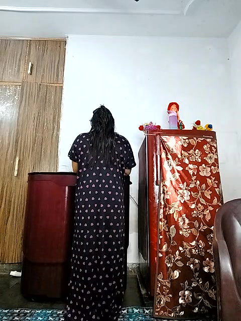 Stripchat-Public.Show-c-Amritanikhill-2024.08.11.023806