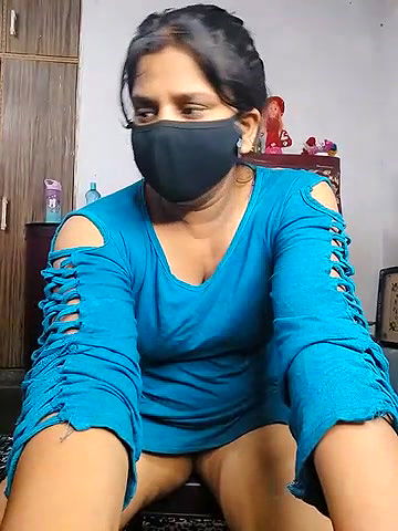 Stripchat-Public.Show-c-Amritanikhill-2024.08.02.024420