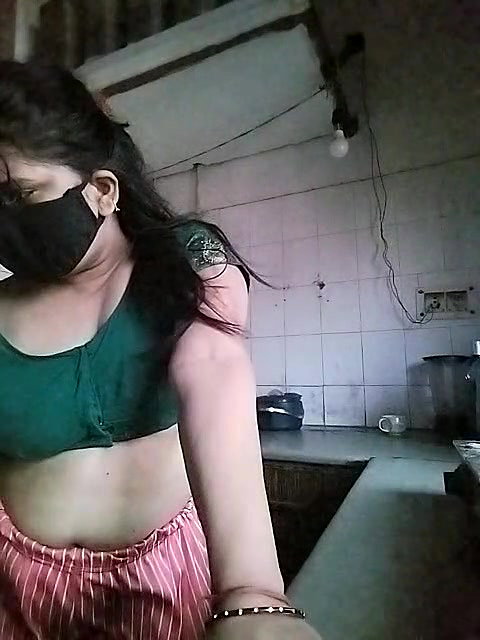 Stripchat-Public.Show-c-Amritanikhill-2024.07.26.130036