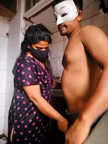 Stripchat-Public.Show-c-Amritanikhill-2024.07.23.044932