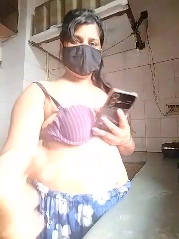 Stripchat-Public.Show-c-Amritanikhill-2024.07.20.022156