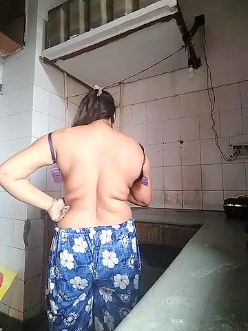 Stripchat-Public.Show-c-Amritanikhill-2024.07.20.022156