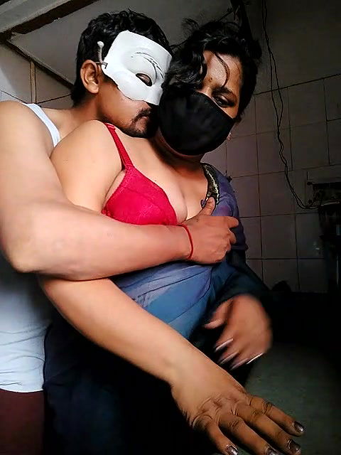 Stripchat-Public.Show-c-Amritanikhill-2024.07.16.034730