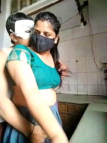 Stripchat-Public.Show-c-Amritanikhill-2024.07.15.033838