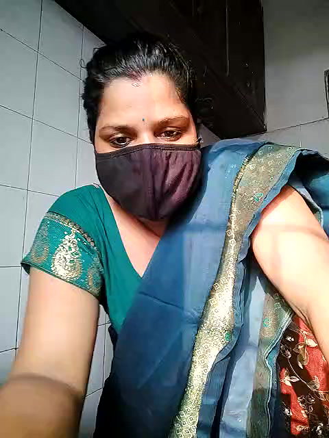 Stripchat-Public.Show-c-Amritanikhill-2024.07.15.015637