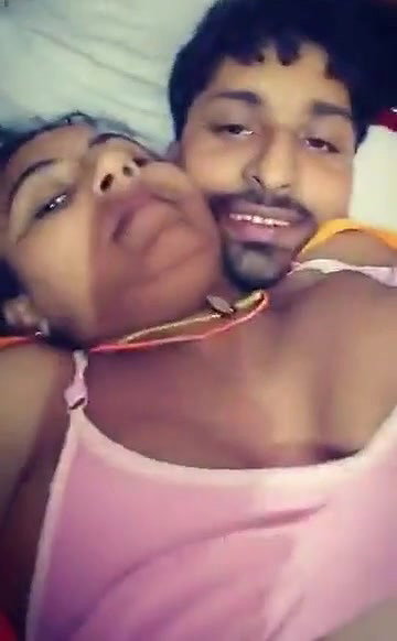 Desi Horny BHabhi n Youngr DEvr
