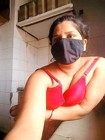 Stripchat-Public.Show-c-Amritanikhill-2024.06.25.031819