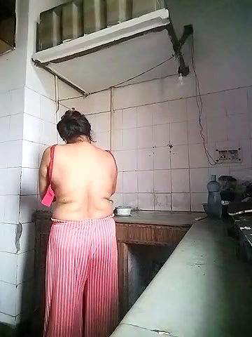 Stripchat-Public.Show-c-Amritanikhill-2024.06.25.031819