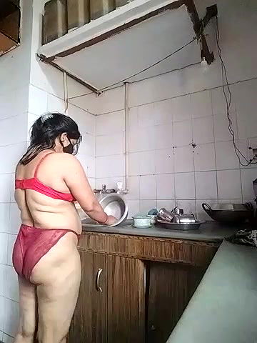 Stripchat-Public.Show-c-Amritanikhill-2024.06.24.035647