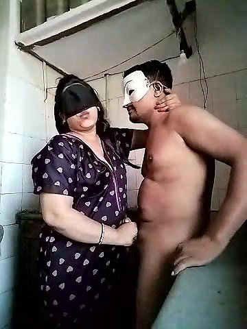 Stripchat-Public.Show-c-Amritanikhill-2024.06.20.123706