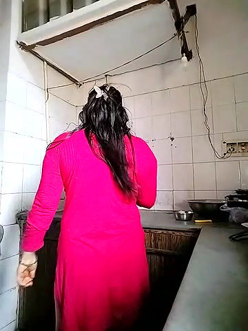 Stripchat-Public.Show-c-Amritanikhill-2024.06.19.060814