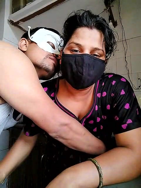 Stripchat-Public.Show-c-Amritanikhill-2024.06.19.022545