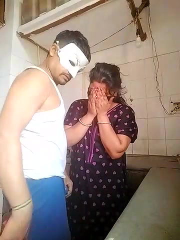 Stripchat-Public.Show-c-Amritanikhill-2024.06.16.015846