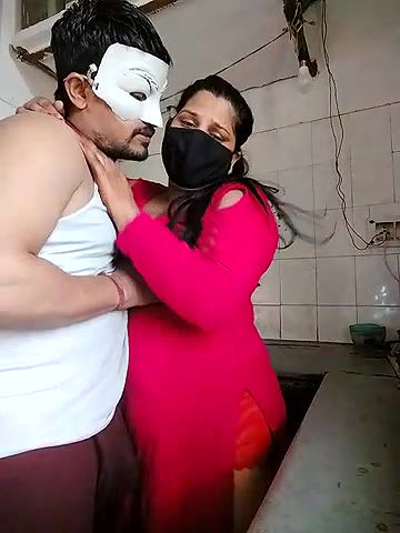 Stripchat-Public.Show-c-Amritanikhill-2024.06.12.014638