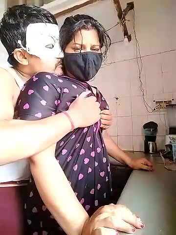 Stripchat-Public.Show-c-Amritanikhill-2024.06.11.023115