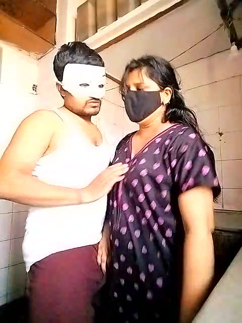 Stripchat-Public.Show-c-Amritanikhill-2024.06.10.104513