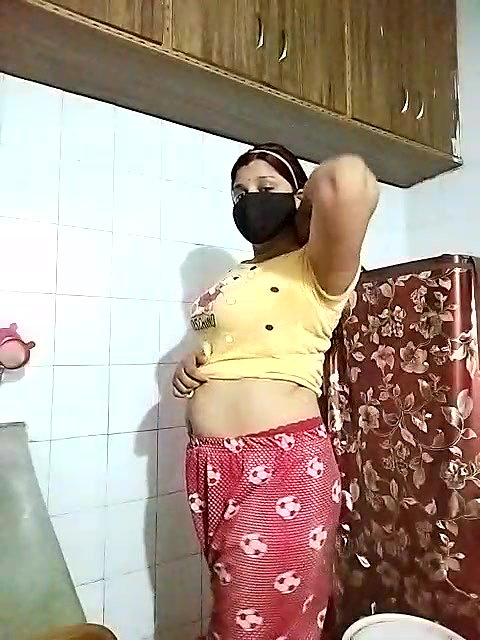 Stripchat-Public.Show-c-Amritanikhill-2024.06.01.133456