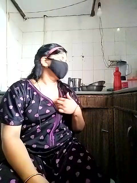 Stripchat-Public.Show-c-Amritanikhill-2024.06.01.043151