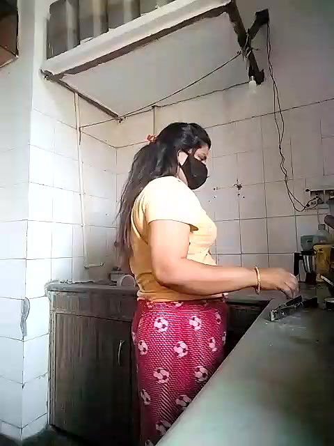 Stripchat-Public.Show-c-Amritanikhill-2024.05.31.062534