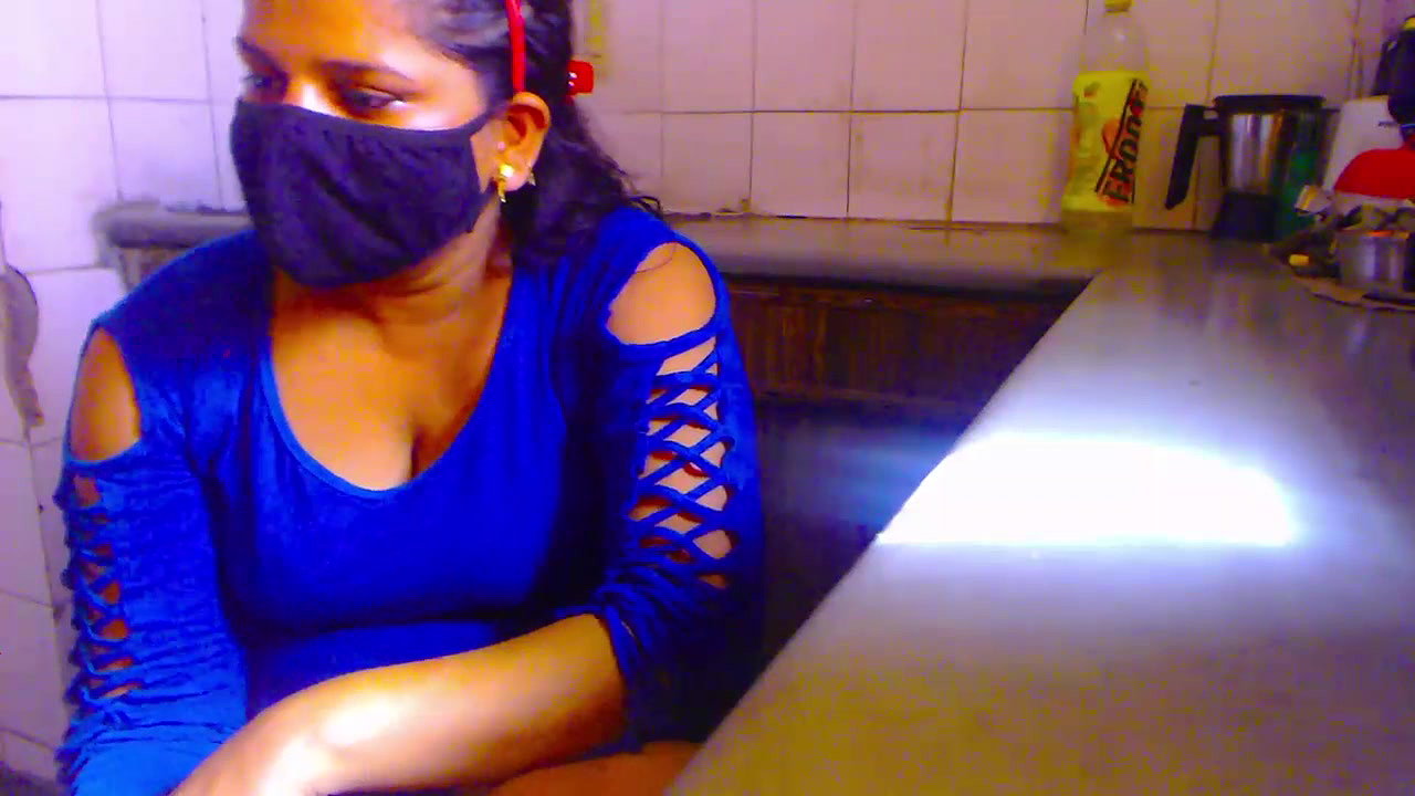 Stripchat-Public.Show-c-Amritanikhill-2024.05.30.025302