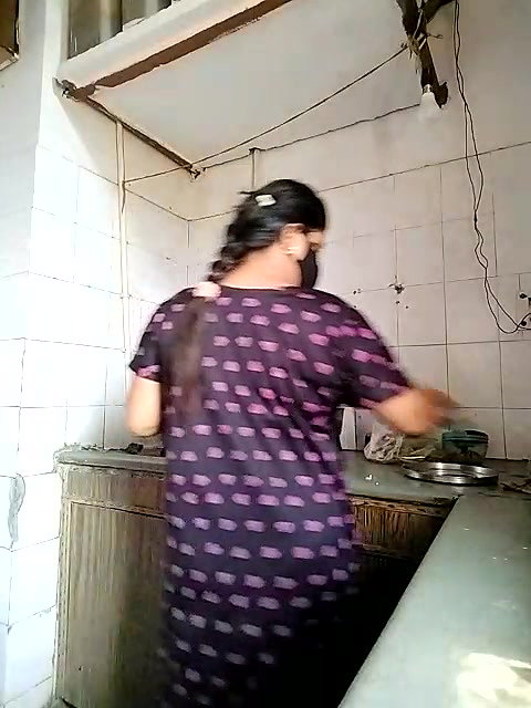 Stripchat-Public.Show-c-Amritanikhill-2024.05.23.031432