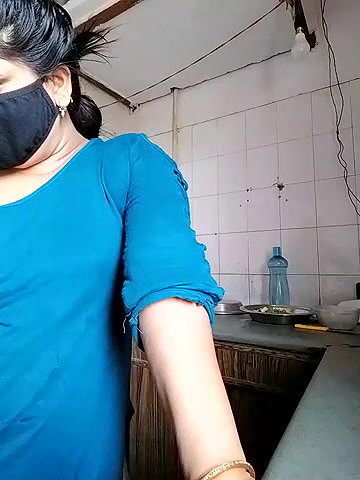 Stripchat-Public.Show-c-Amritanikhill-2024.05.21.024446
