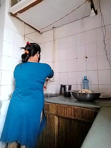 Stripchat-Public.Show-c-Amritanikhill-2024.05.21.024446