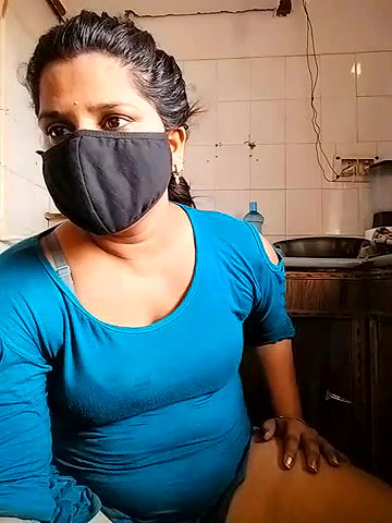 Stripchat-Public.Show-c-Amritanikhill-2024.05.21.024446