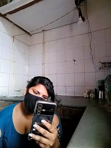 Stripchat-Public.Show-c-Amritanikhill-2024.05.20.031316