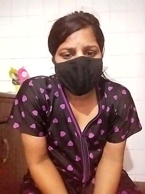 Stripchat-Public.Show-c-Amritanikhill-2024.05.19.152901