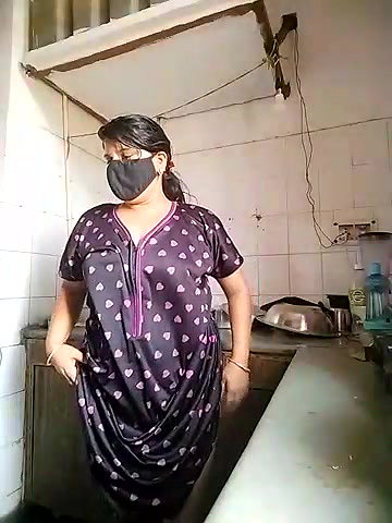 Stripchat-Public.Show-c-Amritanikhill-2024.05.19.031128