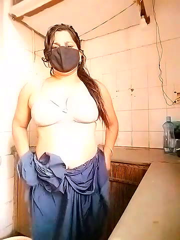 Stripchat-Public.Show-c-Amritanikhill-2024.05.18.020518