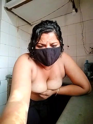 Stripchat-Public.Show-c-Amritanikhill-2024.05.18.020518