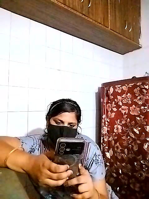 Stripchat-Public.Show-c-Amritanikhill-2024.05.17.132352