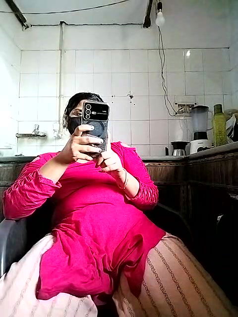 Stripchat-Public.Show-c-Amritanikhill-2024.05.16.050950