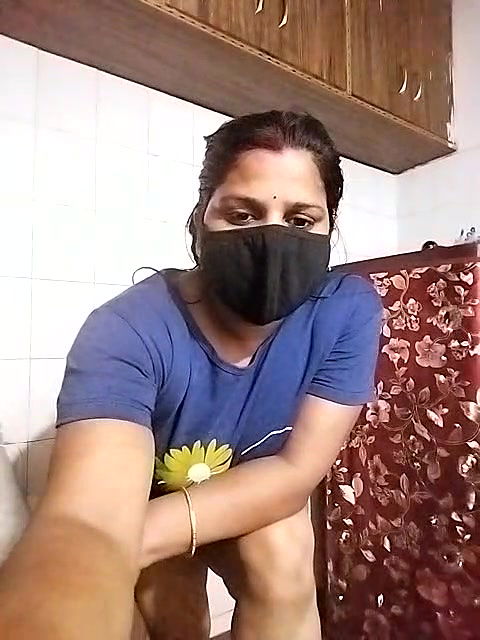 Stripchat-Public.Show-c-Amritanikhill-2024.05.15.132509