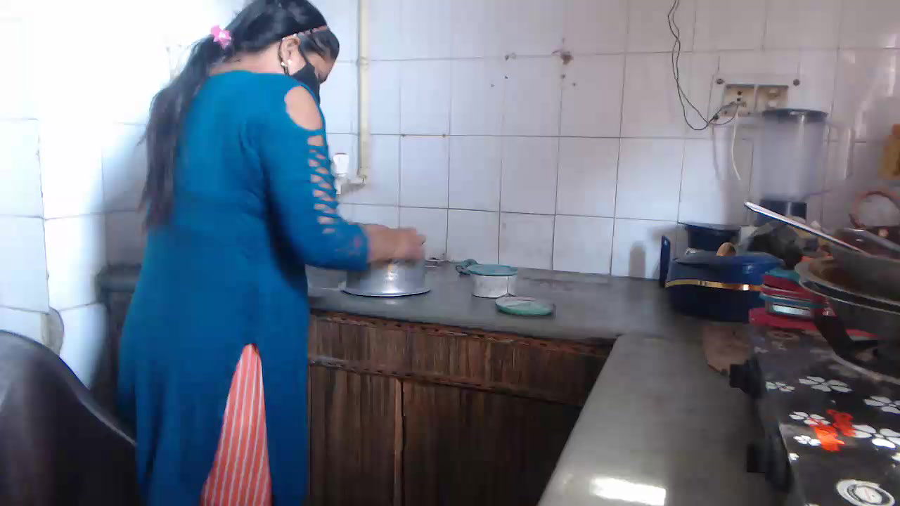 Stripchat-Public.Show-c-Amritanikhill-2024.05.12.032226