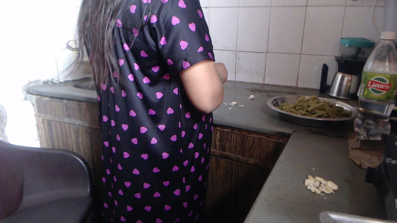 Stripchat-Public.Show-c-Amritanikhill-2024.05.08.040153