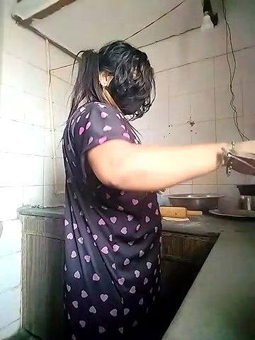 Stripchat-Public.Show-c-Amritanikhill-2024.05.03.050853