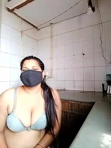 Stripchat-Public.Show-c-Amritanikhill-2024.04.29.033527