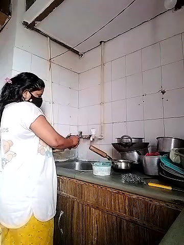 Stripchat-Public.Show-c-Amritanikhill-2024.04.28.020433