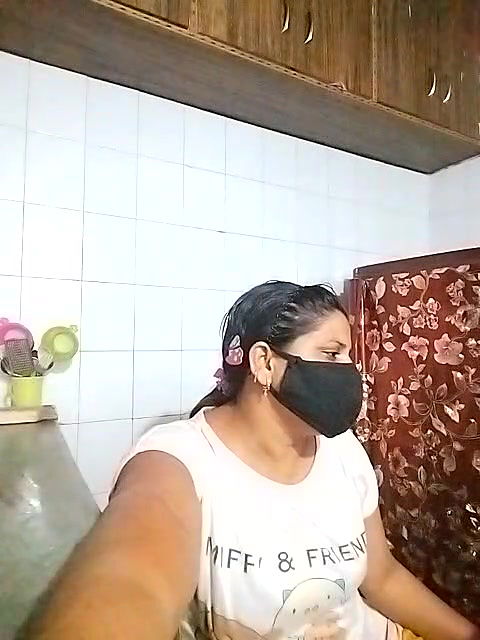 Stripchat-Public.Show-c-Amritanikhill-2024.04.27.153540