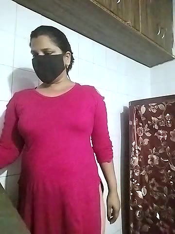 Stripchat-Public.Show-c-Amritanikhill-2024.04.26.134732