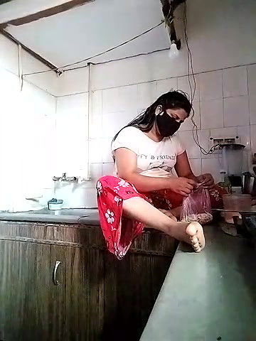 Stripchat-Public.Show-c-Amritanikhill-2024.04.21.034618