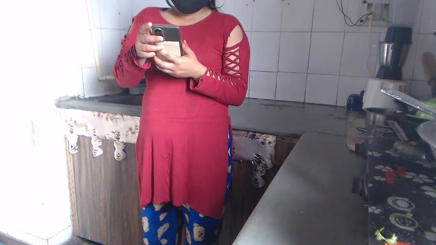 Stripchat-Public.Show-c-Amritanikhill-2024.03.13.044023