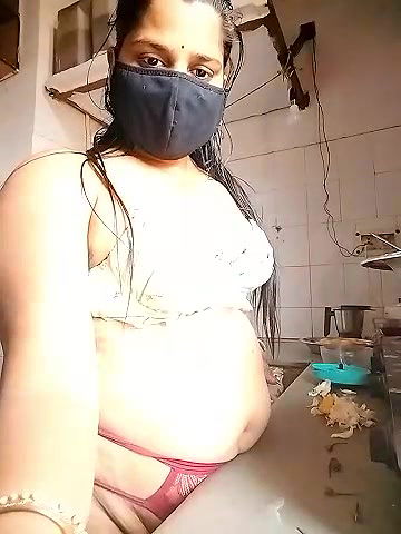 Stripchat-Public.Show-c-Amritanikhill-2024.03.09.081216