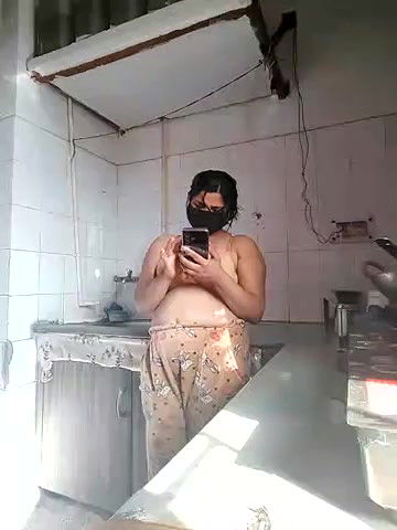 Stripchat-Public.Show-c-Amritanikhill-2024.03.06.034422