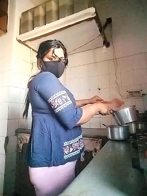 Stripchat-Public.Show-c-Amritanikhill-2024.03.05.112448