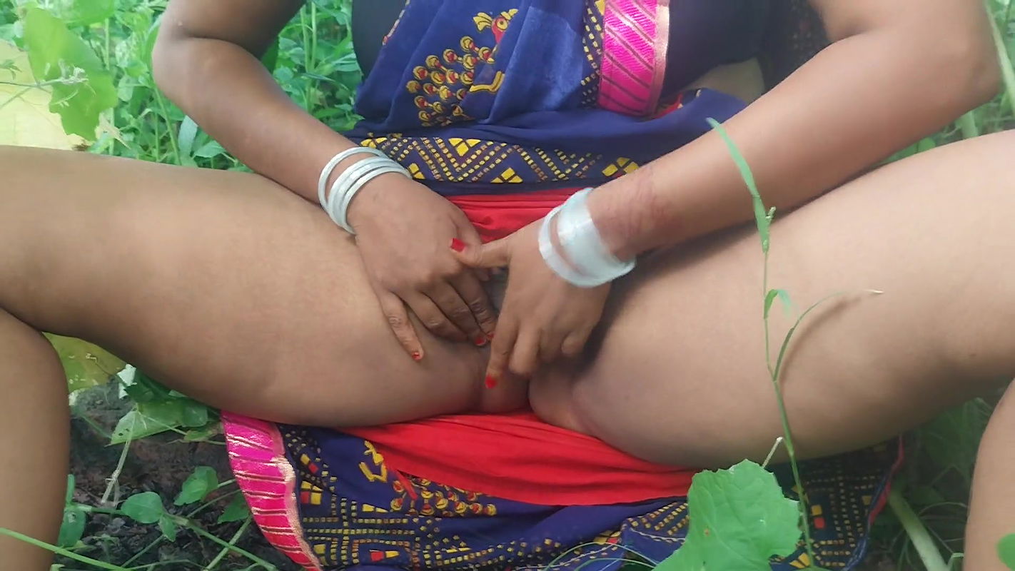 Pooja Bhabhi Outside Garden Hot Fucking Video  Faphouse